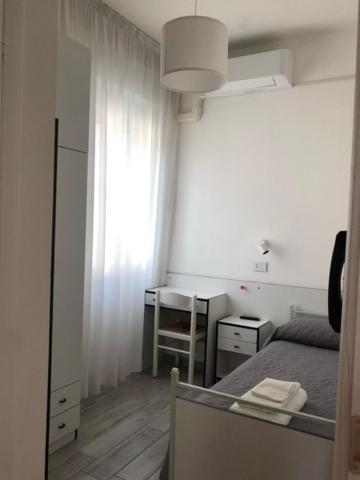 Hotel Oria Rimini Bagian luar foto