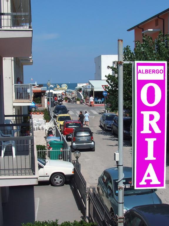 Hotel Oria Rimini Bagian luar foto